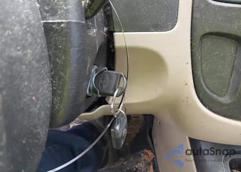 2005 Ford Escape Xls из США, поврежденный, VIN 1FMYU02Z95KB06733